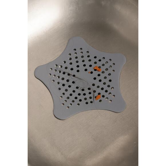 🛁 4-Pack Umbra Starfish Hair Catchers – Stylish & Effective Drain Protection 🛁 - Picture 3 of 4